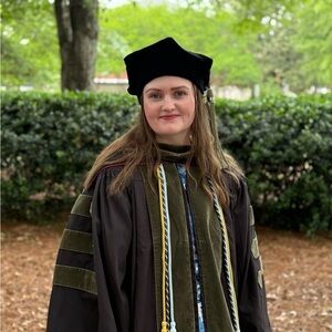 Meet your Posher, Hannah